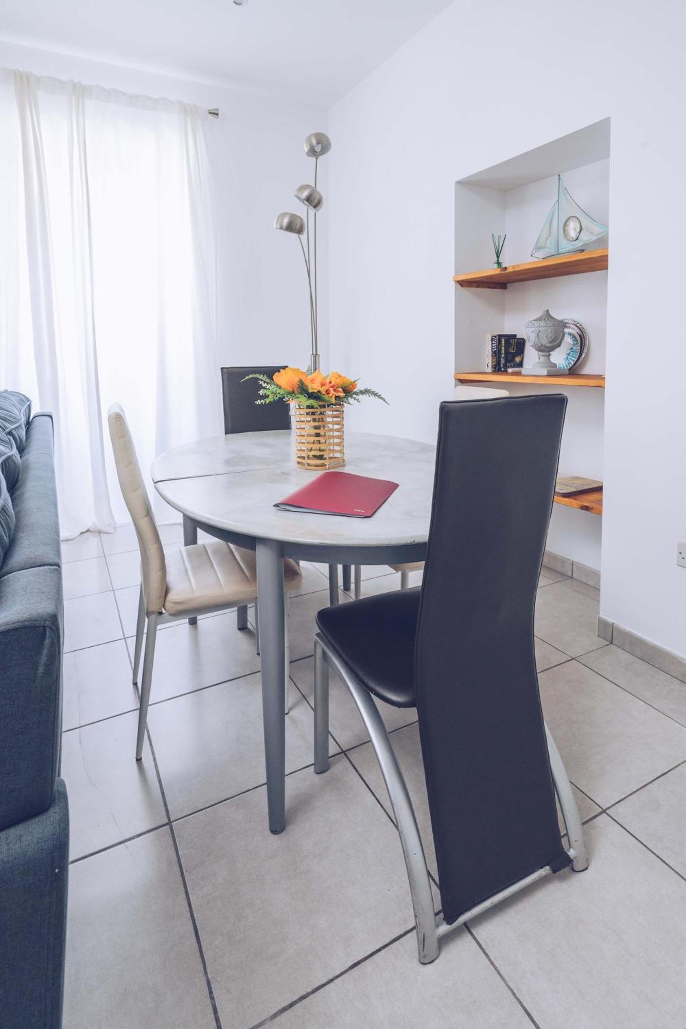 Apartamento 2Br In The Zoko Contemporary And Convenient Gibraltar Exterior foto